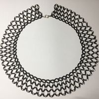 Női fűzött üveggyöngy nyaklánc - Fekete/Átlátszó
